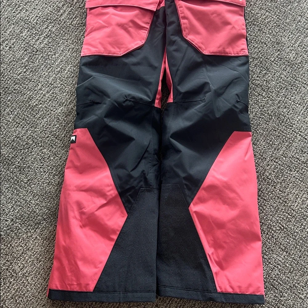 Montec 2 piece Ski jacket & Bib Set! - Picture 3 of 11